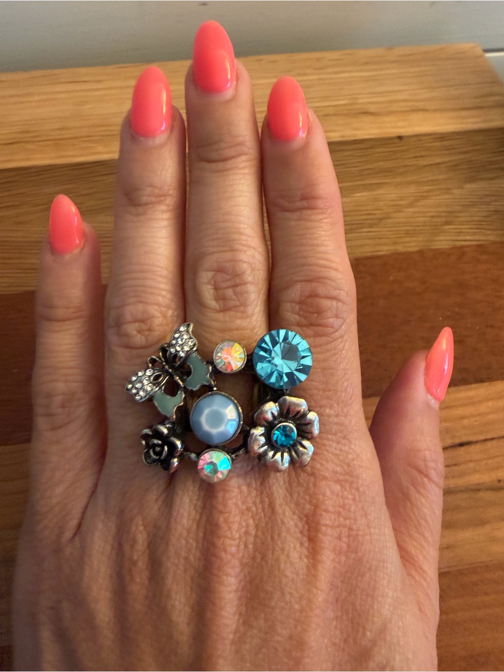 Vintage Style Butterfly Flower Rhinestone Ring Blues Stretch Ring